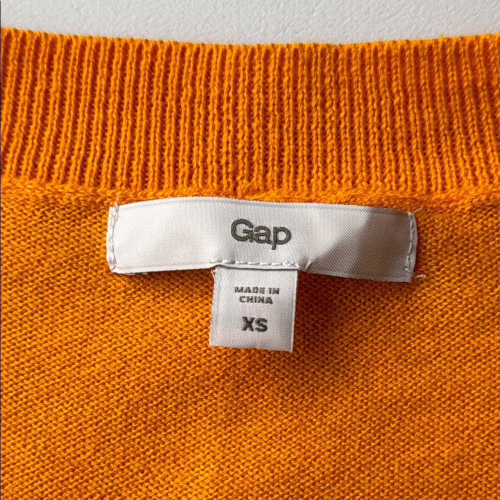 New GAP Vibrant Orange Cardigan Sweater NWOT - Picture 7 of 14